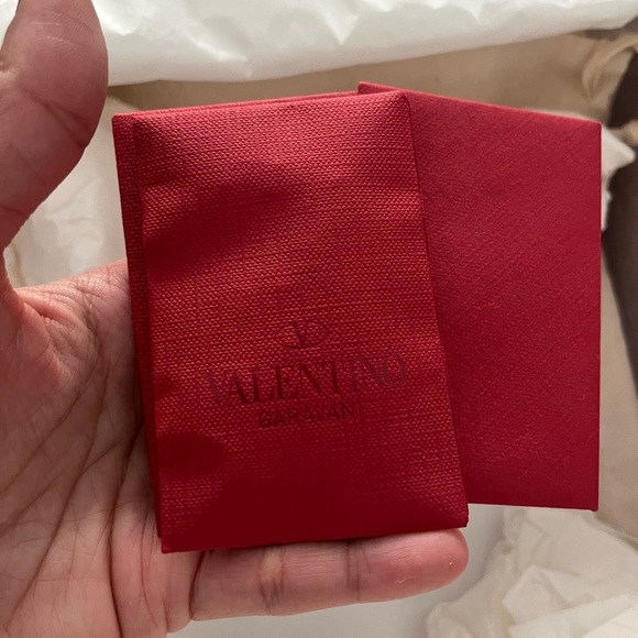 EUC Valentino Rockstud Pumps 65mm size 6 EU36 light gold - Picture 11 of 14